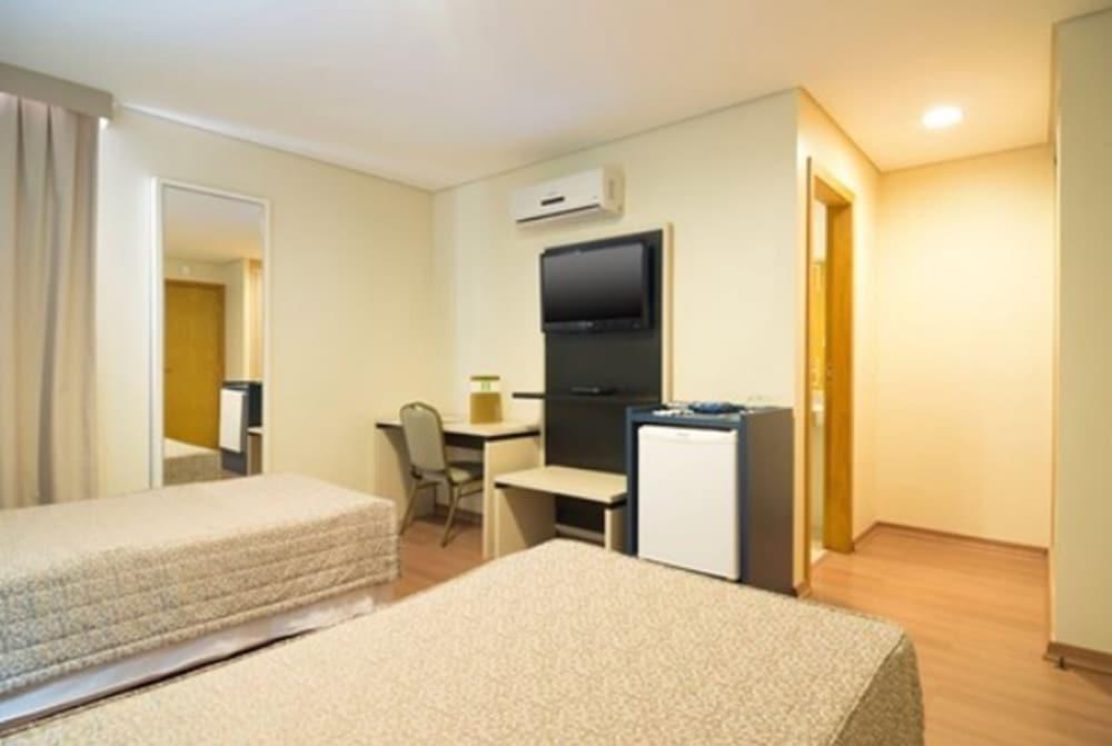 Hotel Financial Белу-Оризонти Экстерьер фото